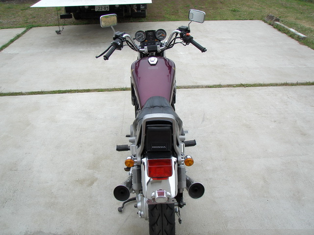 Купить мотоцикл Honda VF750 Magna 1982 фото 8